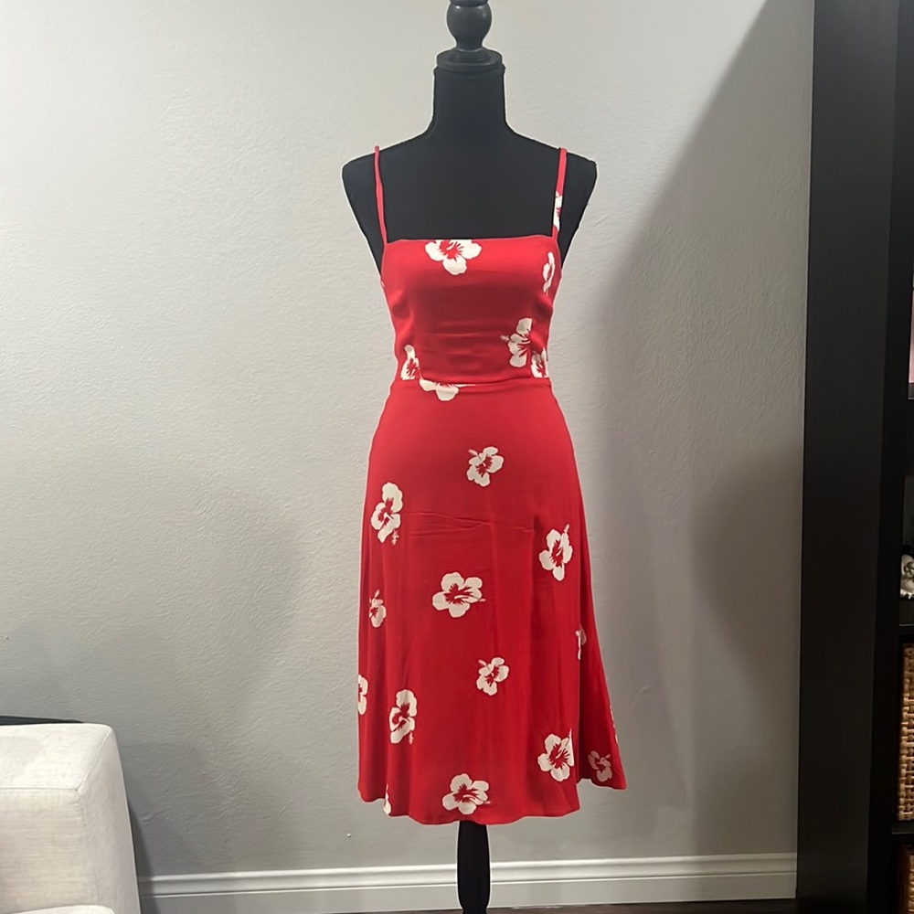 Hibiscus print reformation dress | red | midi length